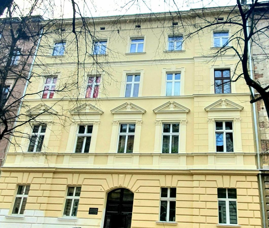 The Apartment In Strict City Center. Self Check-In Krasków Exterior foto