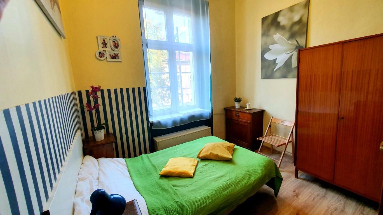The Apartment In Strict City Center. Self Check-In Krasków Exterior foto